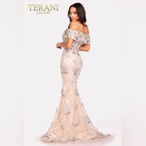 Terani couture gown 231GL0416